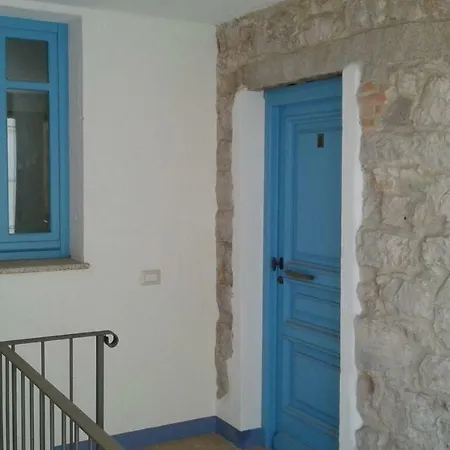 בית נופש Casa Restaurata Primi'900 *